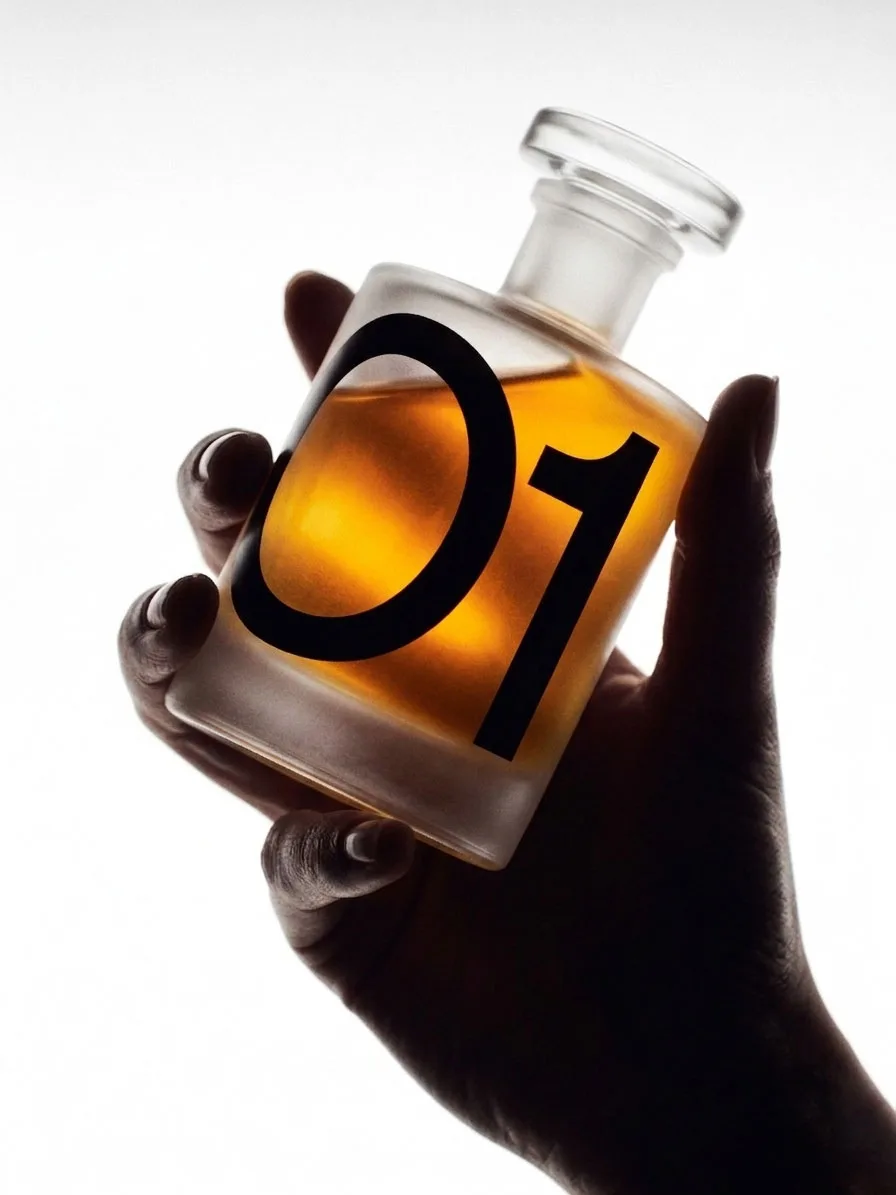 SCENT OBJECTS — SKIN CONTACT — 2